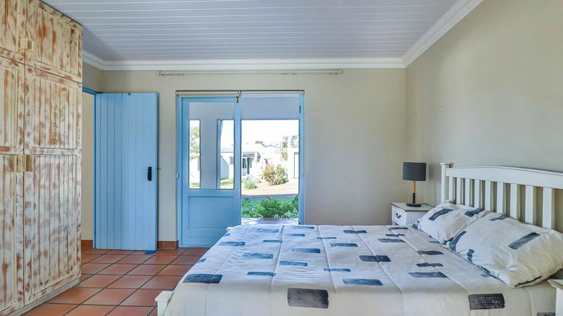 4 Bedroom Property for Sale in Stilbaai Wes Western Cape